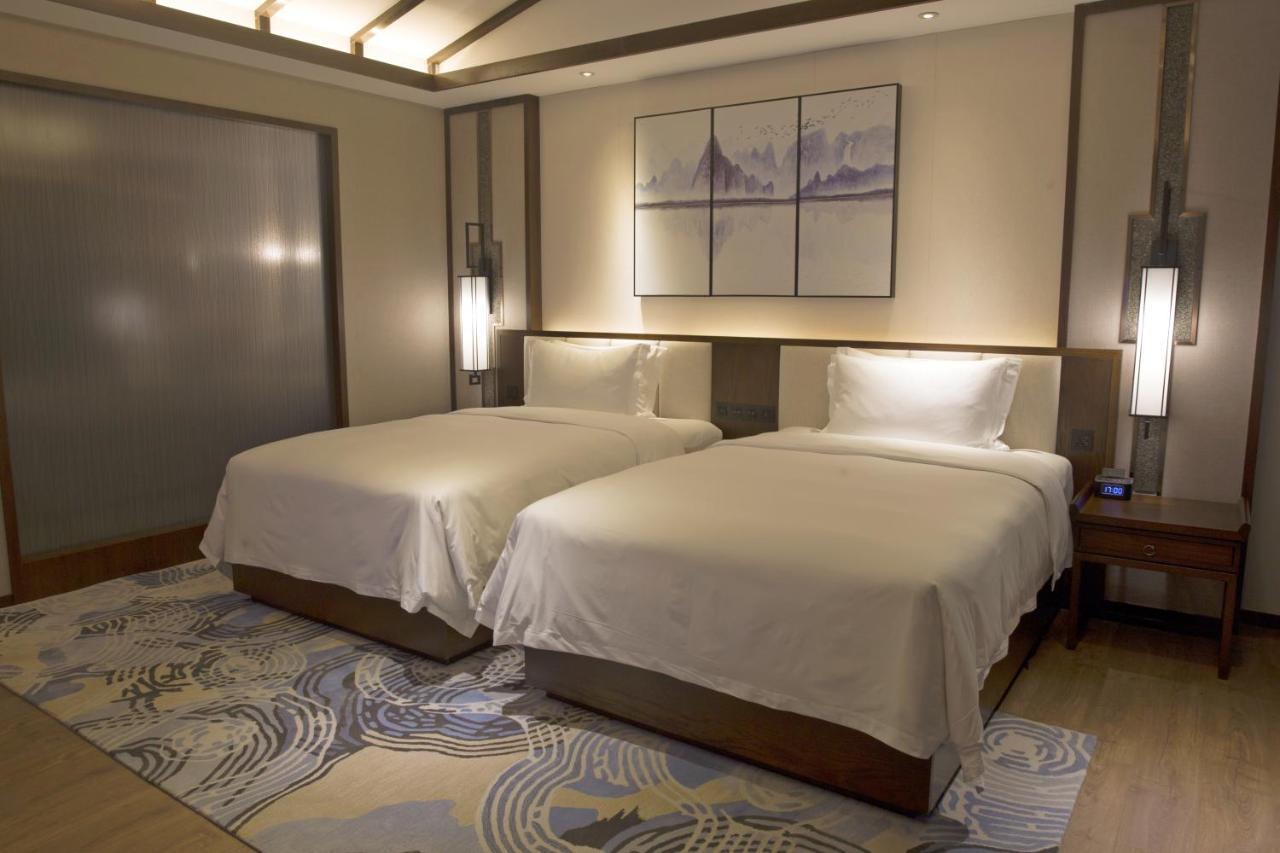 Wyndham Guilin Pingle Hotel Exterior photo