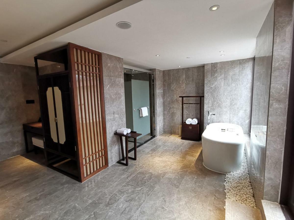 Wyndham Guilin Pingle Hotel Exterior photo